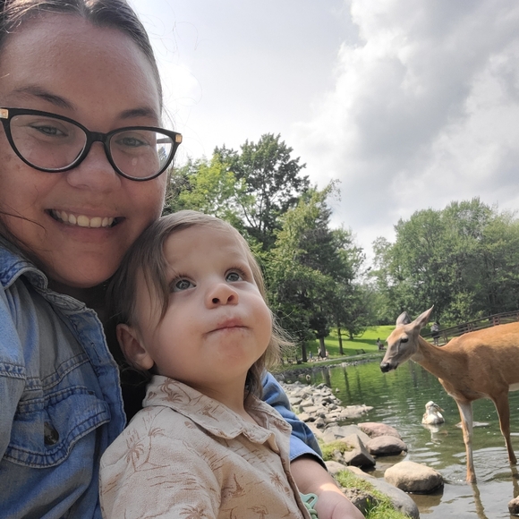 Meet your Posher, Kayla - Picture 2 of 2